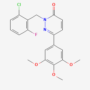2-[(2-Chloro-6-fluorophenyl)methyl]-6-(3,4,5-trimethoxyphenyl)pyridazin-3-one