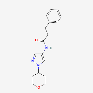molecular formula C17H21N3O2 B2436122 N-[1-(oxan-4-yl)-1H-pyrazol-4-yl]-3-phenylpropanamide CAS No. 1797638-83-5