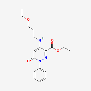 molecular formula C18H23N3O4 B2437335 Ethyl 4-[(3-ethoxypropyl)amino]-6-oxo-1-phenyl-1,6-dihydropyridazine-3-carboxylate CAS No. 922095-26-9