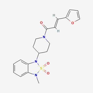(E)-3-(furan-2-yl)-1-(4-(3-methyl-2,2-dioxidobenzo[c][1,2,5]thiadiazol-1(3H)-yl)piperidin-1-yl)prop-2-en-1-one