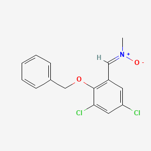 molecular formula C15H13Cl2NO2 B2439995 {[2-(苄氧基)-3,5-二氯苯基]亚甲基}(甲基)铵醇酸盐 CAS No. 338954-19-1