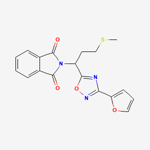 2-(1-(3-(Furan-2-yl)-1,2,4-oxadiazol-5-yl)-3-(methylthio)propyl)isoindoline-1,3-dione