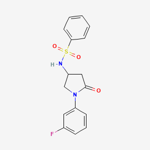 molecular formula C16H15FN2O3S B2441422 N-[1-(3-fluorophenyl)-5-oxopyrrolidin-3-yl]benzenesulfonamide CAS No. 905686-68-2
