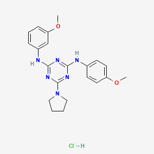 molecular formula C21H25ClN6O2 B2441594 N2-(3-methoxyphenyl)-N4-(4-methoxyphenyl)-6-(pyrrolidin-1-yl)-1,3,5-triazine-2,4-diamine hydrochloride CAS No. 1215842-82-2