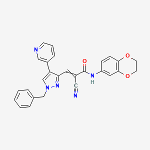 molecular formula C27H21N5O3 B2444274 3-[1-benzyl-4-(pyridin-3-yl)-1H-pyrazol-3-yl]-2-cyano-N-(2,3-dihydro-1,4-benzodioxin-6-yl)prop-2-enamide CAS No. 1007183-38-1