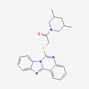 2-(Benzimidazolo[1,2-c]quinazolin-6-ylsulfanyl)-1-(3,5-dimethylpiperidin-1-yl)ethanone
