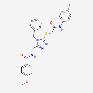 molecular formula C26H24FN5O3S B2445706 N-((4-benzyl-5-((2-((4-fluorophenyl)amino)-2-oxoethyl)thio)-4H-1,2,4-triazol-3-yl)methyl)-4-methoxybenzamide CAS No. 476447-65-1