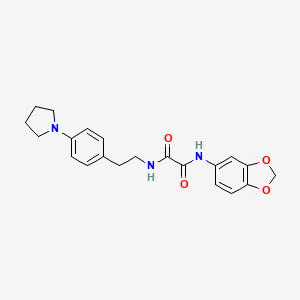 B2445979 N1-(benzo[d][1,3]dioxol-5-yl)-N2-(4-(pyrrolidin-1-yl)phenethyl)oxalamide CAS No. 953952-39-1