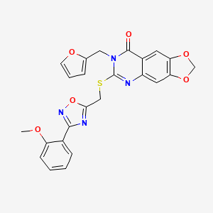 molecular formula C24H18N4O6S B2446527 7-[(furan-2-yl)methyl]-6-({[3-(2-methoxyphenyl)-1,2,4-oxadiazol-5-yl]methyl}sulfanyl)-2H,7H,8H-[1,3]dioxolo[4,5-g]quinazolin-8-one CAS No. 1115926-86-7