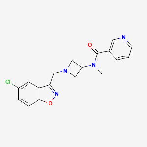 molecular formula C18H17ClN4O2 B2448388 N-{1-[(5-chloro-1,2-benzoxazol-3-yl)methyl]azetidin-3-yl}-N-methylpyridine-3-carboxamide CAS No. 2380097-88-9