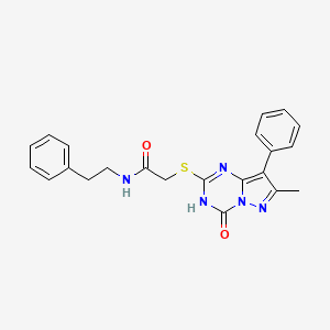 molecular formula C22H21N5O2S B2449795 2-((7-methyl-4-oxo-8-phenyl-3,4-dihydropyrazolo[1,5-a][1,3,5]triazin-2-yl)thio)-N-phenethylacetamide CAS No. 946323-15-5
