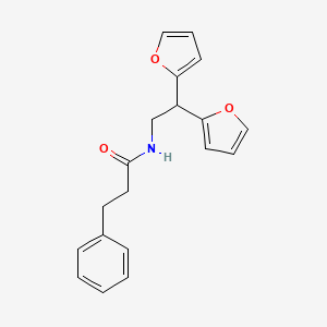 molecular formula C19H19NO3 B2452509 N-(2,2-二(呋喃-2-基)乙基)-3-苯基丙酰胺 CAS No. 2177366-15-1