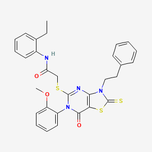 molecular formula C30H28N4O3S3 B2453295 N-(2-ethylphenyl)-2-{[6-(2-methoxyphenyl)-7-oxo-3-(2-phenylethyl)-2-sulfanylidene-2H,3H,6H,7H-[1,3]thiazolo[4,5-d]pyrimidin-5-yl]sulfanyl}acetamide CAS No. 422306-78-3