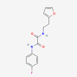 B2457864 N'-(4-fluorophenyl)-N-[2-(furan-2-yl)ethyl]oxamide CAS No. 898357-56-7