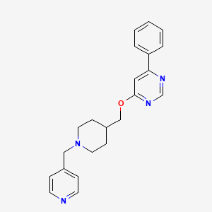 molecular formula C22H24N4O B2461630 4-Phenyl-6-[[1-(pyridin-4-ylmethyl)piperidin-4-yl]methoxy]pyrimidine CAS No. 2379977-99-6