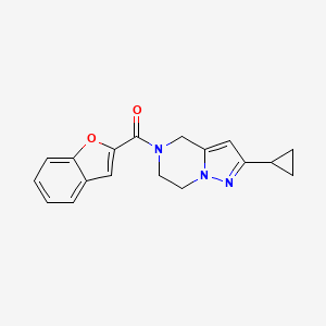 molecular formula C18H17N3O2 B2462556 benzofuran-2-yl(2-cyclopropyl-6,7-dihydropyrazolo[1,5-a]pyrazin-5(4H)-yl)methanone CAS No. 2034331-90-1