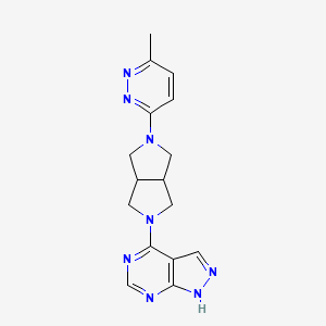 molecular formula C16H18N8 B2463966 3-methyl-6-(5-{1H-pyrazolo[3,4-d]pyrimidin-4-yl}-octahydropyrrolo[3,4-c]pyrrol-2-yl)pyridazine CAS No. 2415462-59-6