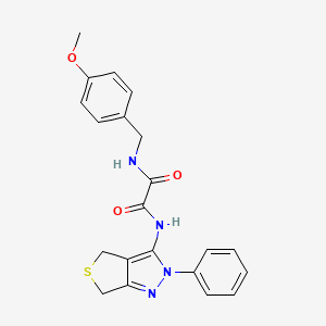 molecular formula C21H20N4O3S B2464059 N'-[(4-METHOXYPHENYL)METHYL]-N-{2-PHENYL-2H,4H,6H-THIENO[3,4-C]PYRAZOL-3-YL}ETHANEDIAMIDE CAS No. 946252-56-8
