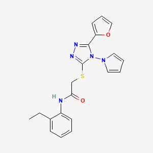 molecular formula C20H19N5O2S B2465090 N-(2-ethylphenyl)-2-{[5-(furan-2-yl)-4-(1H-pyrrol-1-yl)-4H-1,2,4-triazol-3-yl]sulfanyl}acetamide CAS No. 886921-50-2