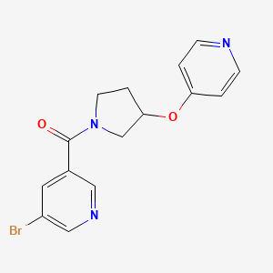(5-Bromopyridin-3-yl)(3-(pyridin-4-yloxy)pyrrolidin-1-yl)methanone