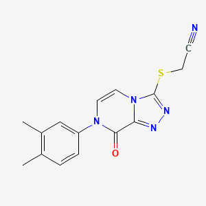 molecular formula C15H13N5OS B2466790 {[7-(3,4-Dimethylphenyl)-8-oxo-7,8-dihydro[1,2,4]triazolo[4,3-a]pyrazin-3-yl]thio}acetonitrile CAS No. 1223918-81-7