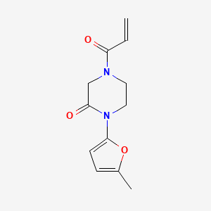 1-(5-Methylfuran-2-yl)-4-(prop-2-enoyl)piperazin-2-one