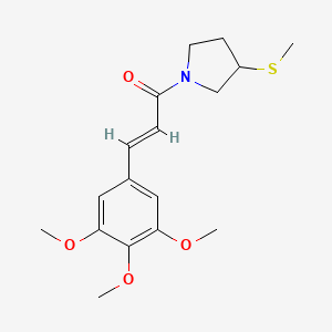 molecular formula C17H23NO4S B2471264 (E)-1-(3-(methylthio)pyrrolidin-1-yl)-3-(3,4,5-trimethoxyphenyl)prop-2-en-1-one CAS No. 1798419-67-6