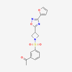 1-(3-((3-(3-(Furan-2-yl)-1,2,4-oxadiazol-5-yl)azetidin-1-yl)sulfonyl)phenyl)ethanone