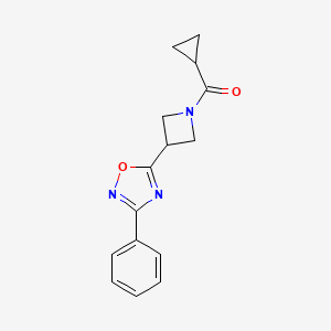 molecular formula C15H15N3O2 B2472344 5-(1-cyclopropanecarbonylazetidin-3-yl)-3-phenyl-1,2,4-oxadiazole CAS No. 1251629-51-2