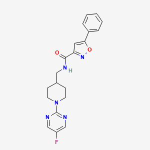 N-[[1-(5-Fluoropyrimidin-2-yl)piperidin-4-yl]methyl]-5-phenyl-1,2-oxazole-3-carboxamide