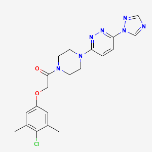 B2475207 1-(4-(6-(1H-1,2,4-triazol-1-yl)pyridazin-3-yl)piperazin-1-yl)-2-(4-chloro-3,5-dimethylphenoxy)ethanone CAS No. 1797697-09-6