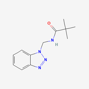 molecular formula C12H16N4O B2475401 N-(1H-1,2,3-Benzotriazol-1-ylmethyl)-2,2-dimethylpropanamide CAS No. 157944-76-8