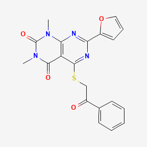 7-(furan-2-yl)-1,3-dimethyl-5-((2-oxo-2-phenylethyl)thio)pyrimido[4,5-d]pyrimidine-2,4(1H,3H)-dione