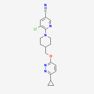 5-Chloro-6-[4-[(6-cyclopropylpyridazin-3-yl)oxymethyl]piperidin-1-yl]pyridine-3-carbonitrile