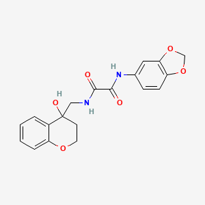 N1-(benzo[d][1,3]dioxol-5-yl)-N2-((4-hydroxychroman-4-yl)methyl)oxalamide