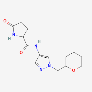 5-oxo-N-(1-((tetrahydro-2H-pyran-2-yl)methyl)-1H-pyrazol-4-yl)pyrrolidine-2-carboxamide