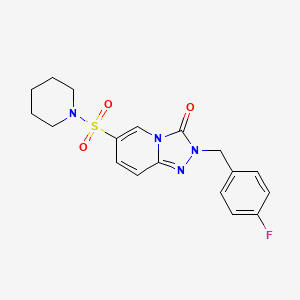 molecular formula C18H19FN4O3S B2476982 2-(4-fluorobenzyl)-6-(piperidin-1-ylsulfonyl)[1,2,4]triazolo[4,3-a]pyridin-3(2H)-one CAS No. 1251559-32-6