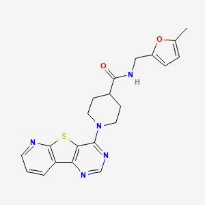 molecular formula C21H21N5O2S B2477949 N-[(5-methylfuran-2-yl)methyl]-1-(8-thia-3,5,10-triazatricyclo[7.4.0.02,7]trideca-1(9),2(7),3,5,10,12-hexaen-6-yl)piperidine-4-carboxamide CAS No. 1040677-99-3