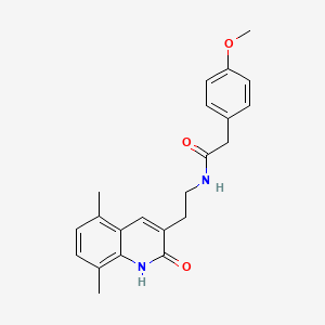 molecular formula C22H24N2O3 B2480715 N-[2-(5,8-dimethyl-2-oxo-1,2-dihydroquinolin-3-yl)ethyl]-2-(4-methoxyphenyl)acetamide CAS No. 851406-39-8