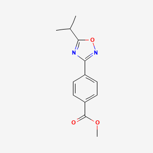 molecular formula C13H14N2O3 B2485213 Methyl 4-(5-isopropyl-1,2,4-oxadiazol-3-YL)benzoate CAS No. 1166756-82-6