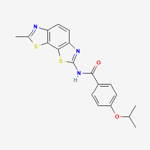 molecular formula C19H17N3O2S2 B2485223 N-{11-methyl-3,12-dithia-5,10-diazatricyclo[7.3.0.0^{2,6}]dodeca-1(9),2(6),4,7,10-pentaen-4-yl}-4-(propan-2-yloxy)benzamide CAS No. 684232-45-9
