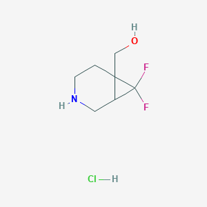 (7,7-Difluoro-3-azabicyclo[4.1.0]heptan-6-yl)methanol;hydrochloride