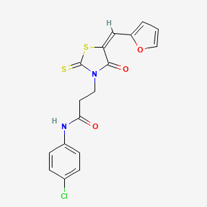 molecular formula C17H13ClN2O3S2 B2486891 N-(4-chlorophenyl)-3-[(5E)-5-[(furan-2-yl)methylidene]-4-oxo-2-sulfanylidene-1,3-thiazolidin-3-yl]propanamide CAS No. 682783-48-8
