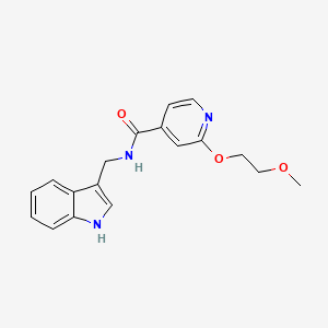 molecular formula C18H19N3O3 B2487860 N-((1H-吲哚-3-基甲基)-2-(2-甲氧基乙氧基)异烟酰胺 CAS No. 2034361-27-6