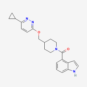 4-(4-{[(6-cyclopropylpyridazin-3-yl)oxy]methyl}piperidine-1-carbonyl)-1H-indole