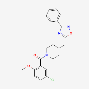molecular formula C22H22ClN3O3 B2488979 1-(5-Chloro-2-methoxybenzoyl)-4-[(3-phenyl-1,2,4-oxadiazol-5-yl)methyl]piperidine CAS No. 1775456-36-4