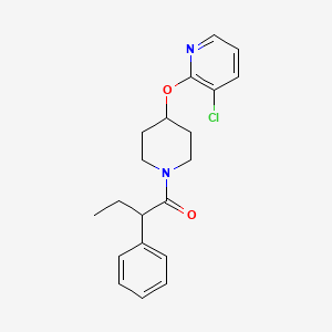 molecular formula C20H23ClN2O2 B2489441 1-(4-((3-Chloropyridin-2-yl)oxy)piperidin-1-yl)-2-phenylbutan-1-one CAS No. 1448124-43-3