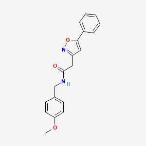 molecular formula C19H18N2O3 B2489994 N-[(4-methoxyphenyl)methyl]-2-(5-phenyl-1,2-oxazol-3-yl)acetamide CAS No. 953195-66-9
