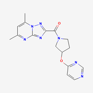 (5,7-Dimethyl-[1,2,4]triazolo[1,5-a]pyrimidin-2-yl)(3-(pyrimidin-4-yloxy)pyrrolidin-1-yl)methanone