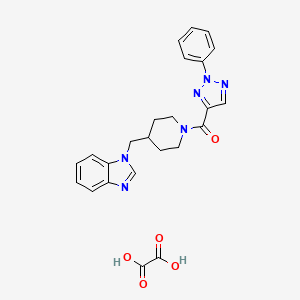 molecular formula C24H24N6O5 B2491153 (4-((1H-benzo[d]imidazol-1-yl)methyl)piperidin-1-yl)(2-phenyl-2H-1,2,3-triazol-4-yl)methanone oxalate CAS No. 2034563-94-3